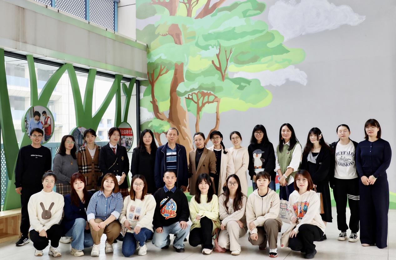 20231027美术观摩学习活动 (1)_html_7887aea5.jpg