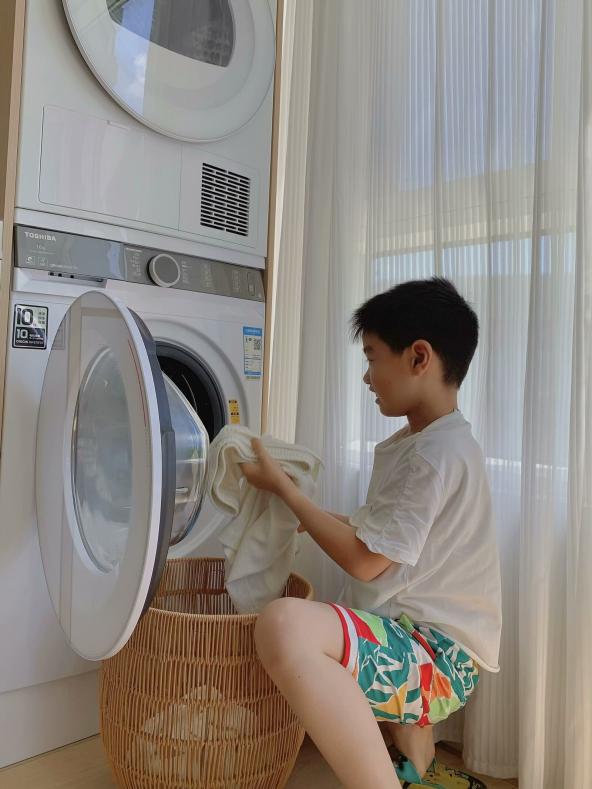 20240905 繁花一夏，“暑”你最棒_html_m57e59d34.jpg