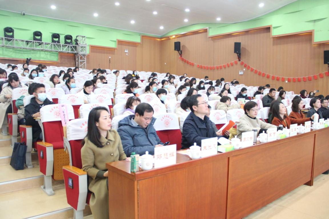 儿童友好 友好儿童_html_57fb0014.png