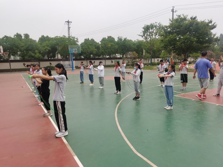 【雅韵靖小】靖安小学6月份体育组教研活动