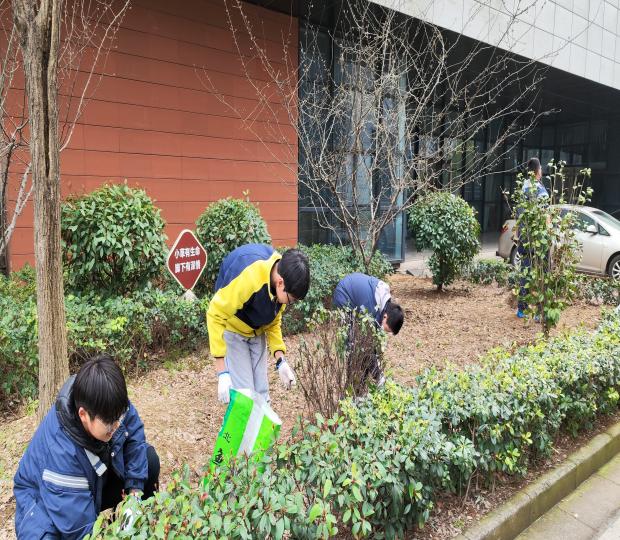 学习雷锋精神 传承光荣传统_html_m73985750.jpg