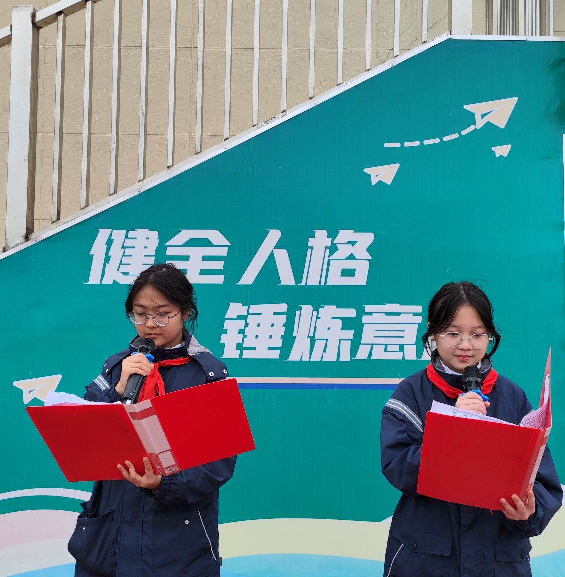 10.20报道 (4)_html_m1155d5c3.jpg