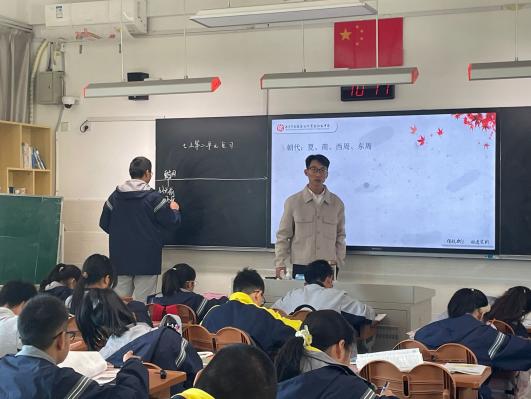 融进科研 (1)_html_7101c14a.jpg