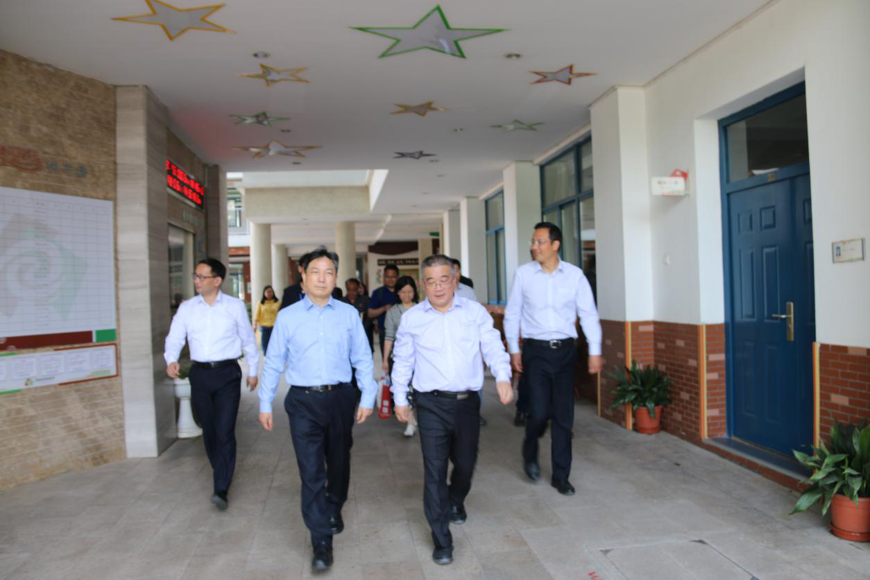晓庄学院张策华校长来我校调研(1)_html_4ff329f.png