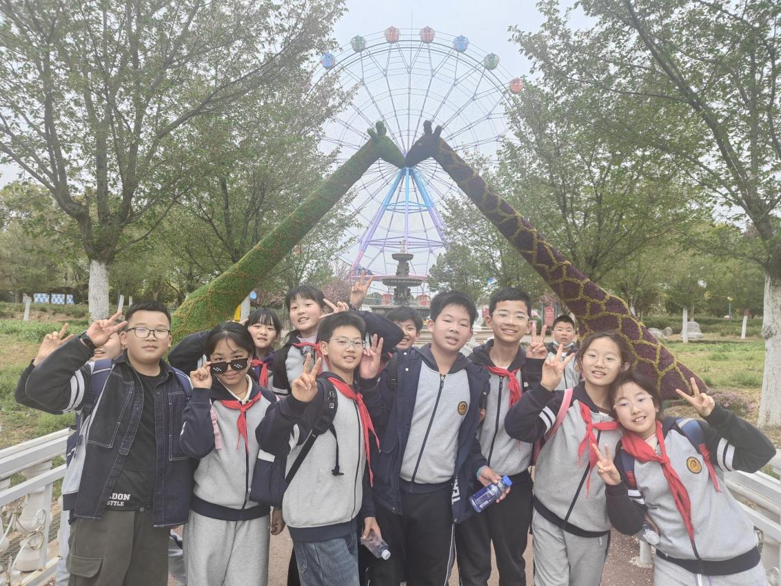 春游新闻稿_html_3654e084.jpg