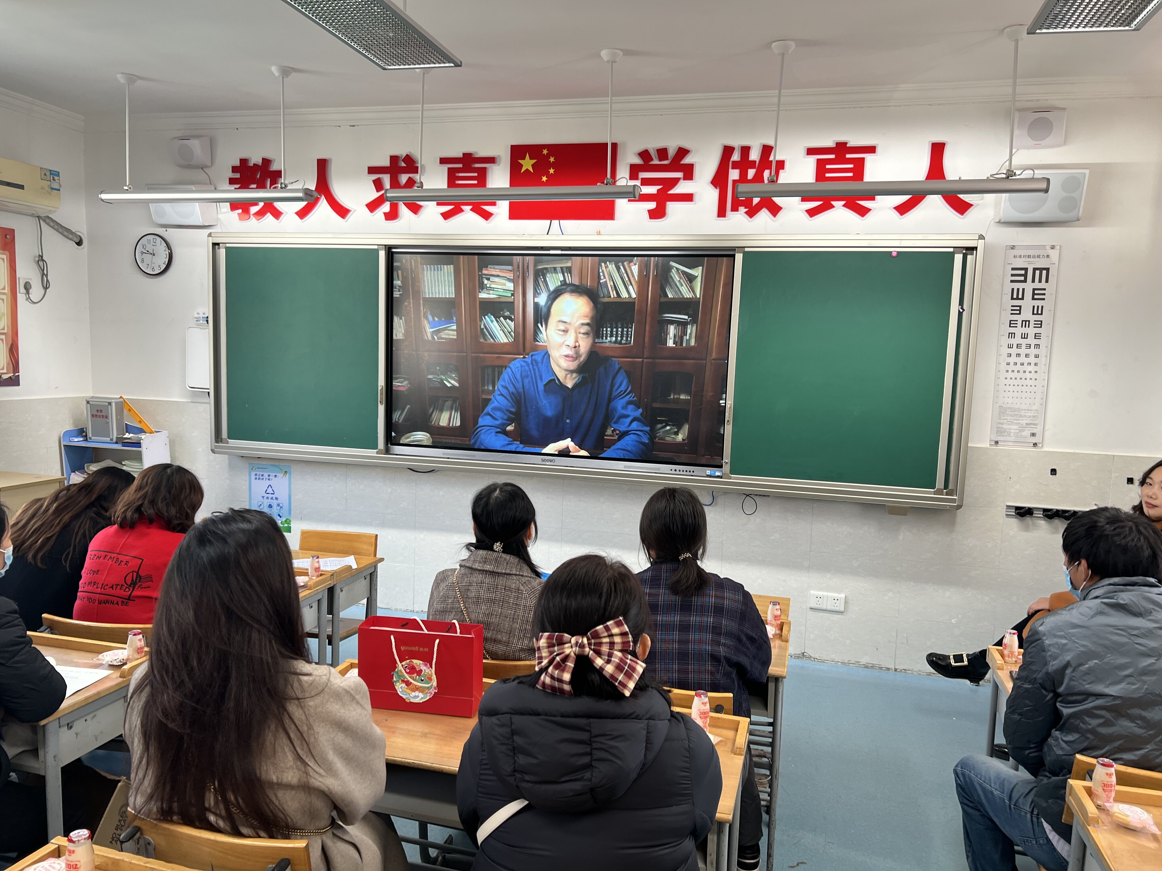 12月新闻稿_html_c861336.jpg