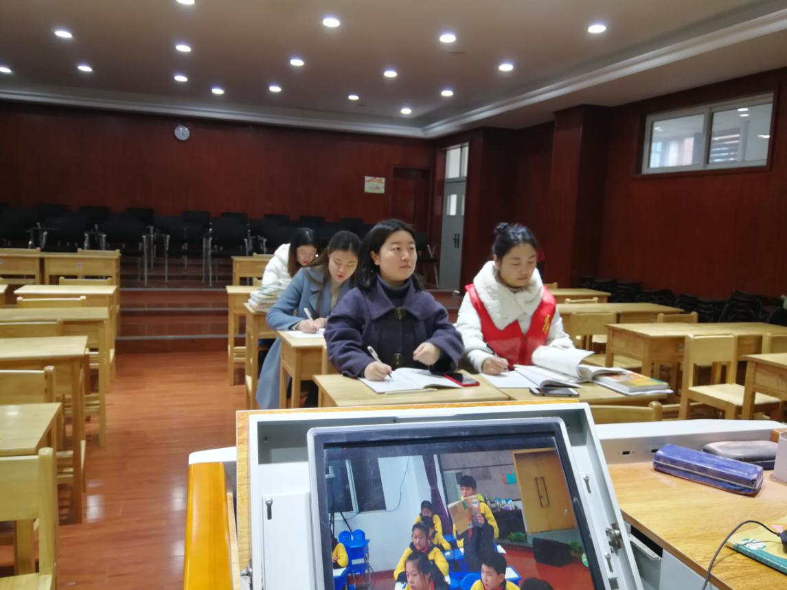 【丁香汉声】聚焦文本，精准解读_html_mab971ca.jpg