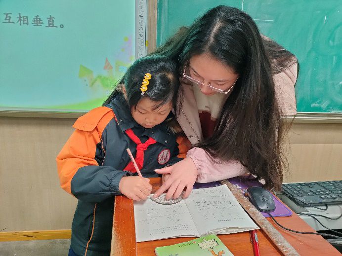 课后服务2_html_m50f464f7.jpg