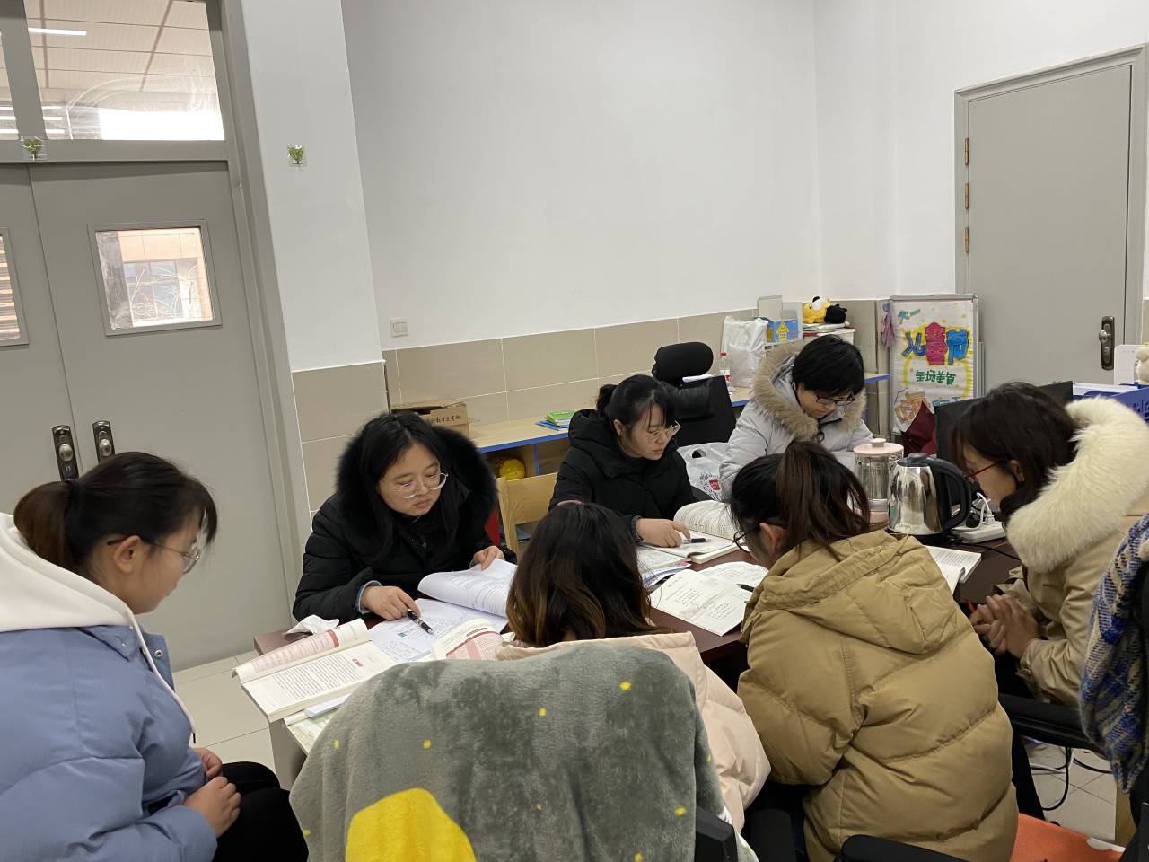 语文备课组报道_html_m416195fe.jpg