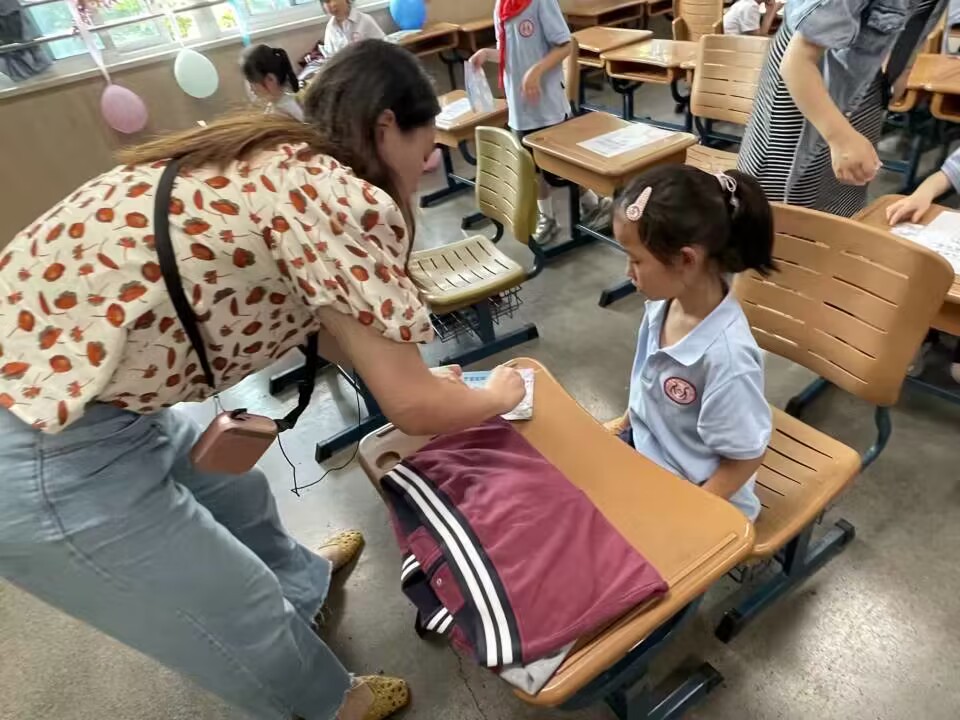 【丁香汉声】趣味无“笔” 乐学成长_html_2904eff3.jpg