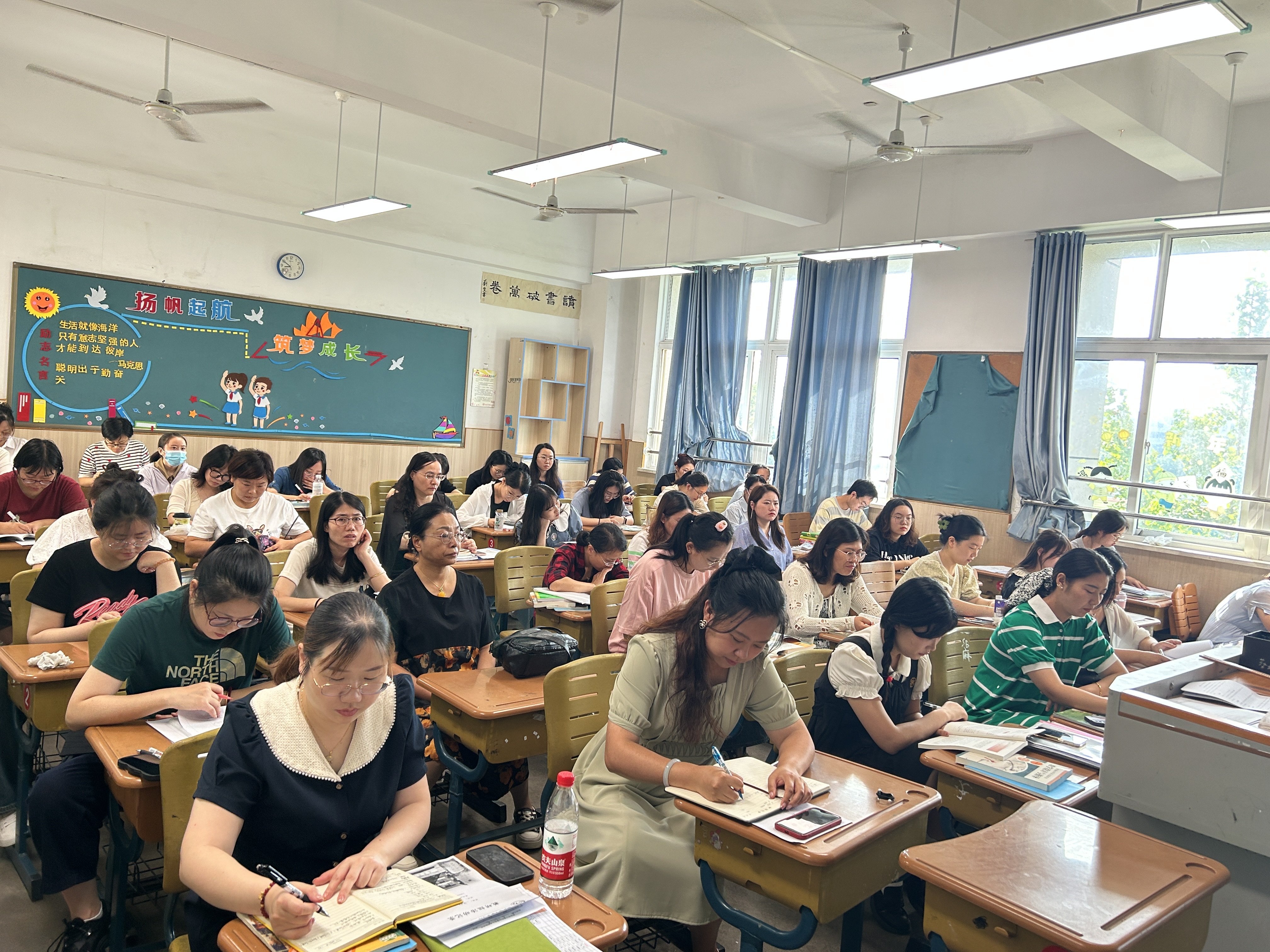 做好开学第一“备” 秀出学期新风采_html_3d46190e.jpg