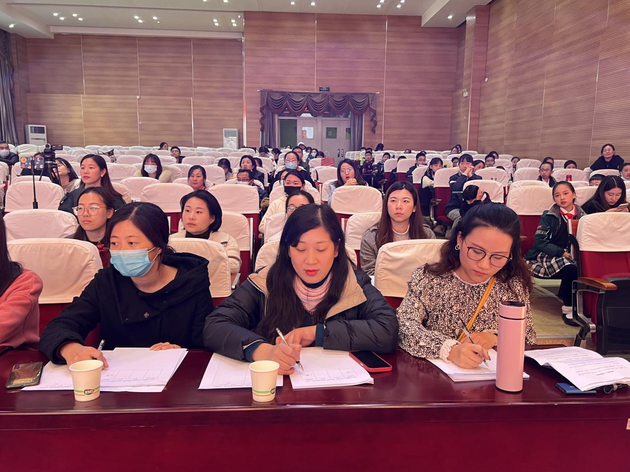“请党放心 强国有我”新闻稿_html_3a79aad.jpg