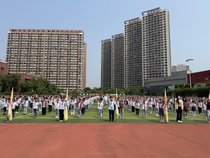 【丁香汉声·学生成长营】三爱三节伴我行，点亮未来新征程_html_32b7d776.jpg
