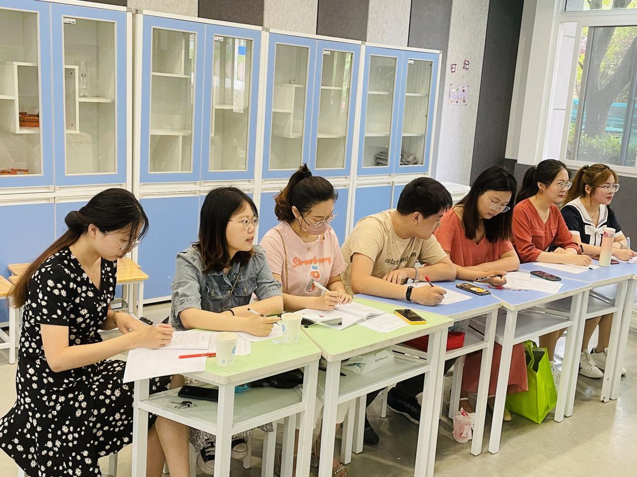 【迈小集团&middot;教学】 展课堂风采，助新秀成长_html_m70d858de.jpg