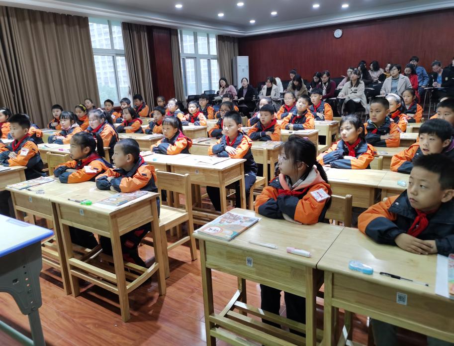 中段习作教研研讨1_html_m23b84642.jpg