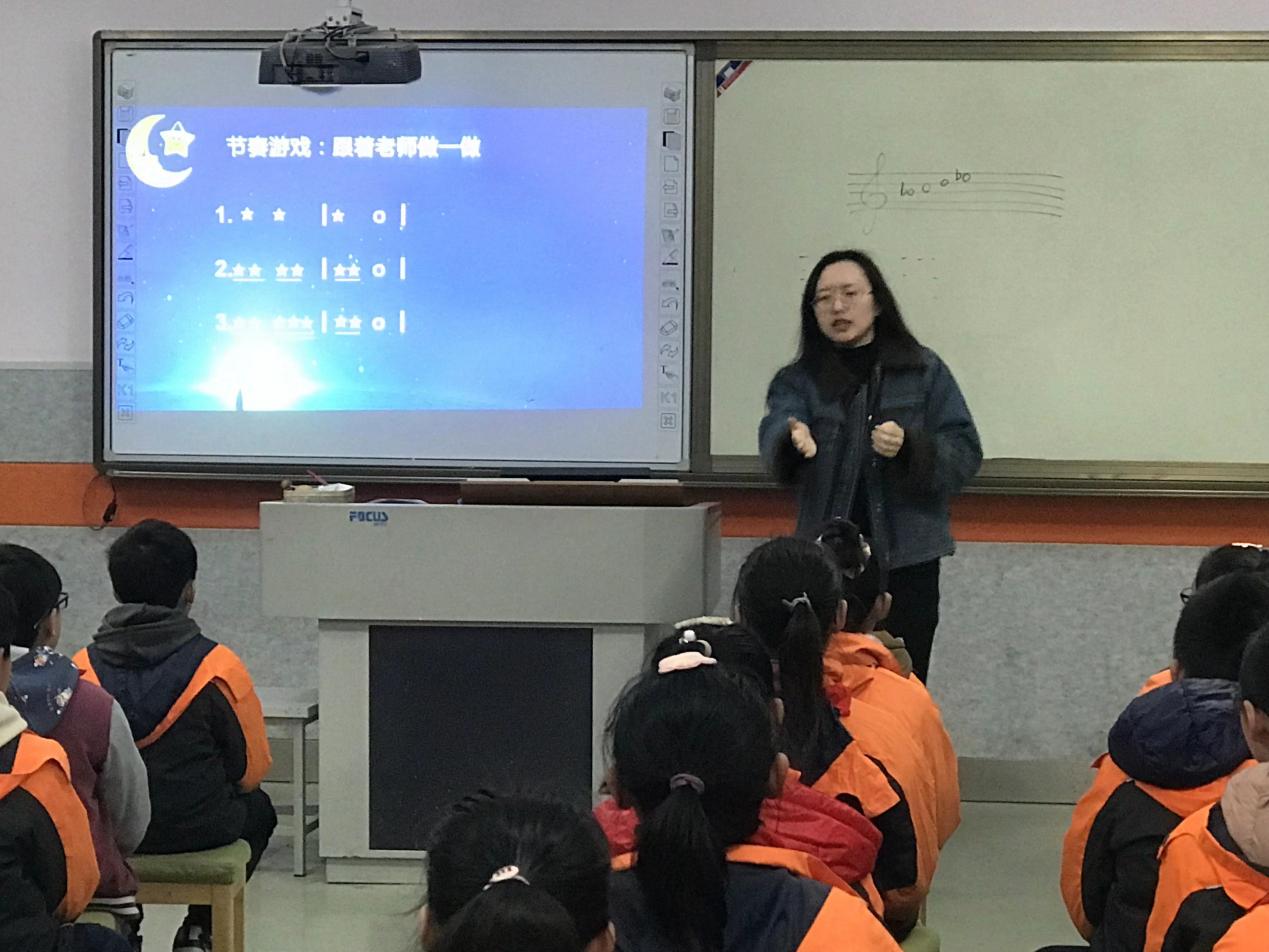 迈小教育集团2023年青年教师亮课活动报道_html_md280b7b.jpg