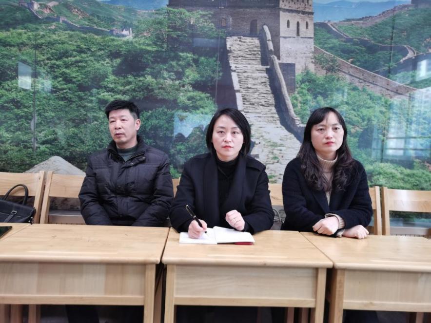 丁倩雯-【丁香汉声·家长成长营】家庭会议，让孩子成长更温暖----记栖霞区家校社协同育人“家长学校大讲堂”2023.3.24_html_m70e53d95.jpg
