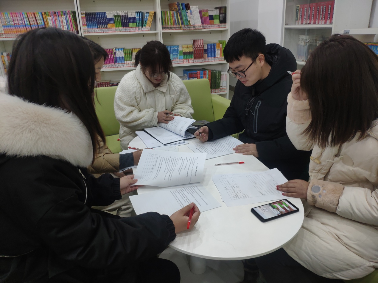 展望新学期，综研新风采_html_5b8eb318.jpg
