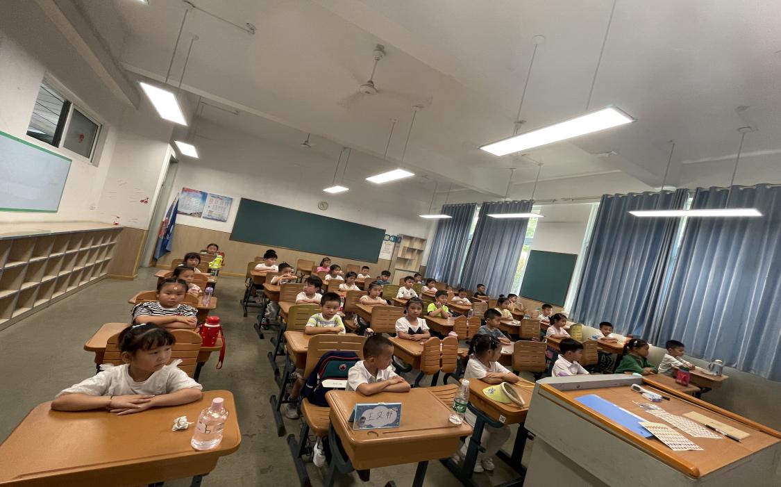 成长新起点，幼苗展新颜_html_7e785cf1.jpg