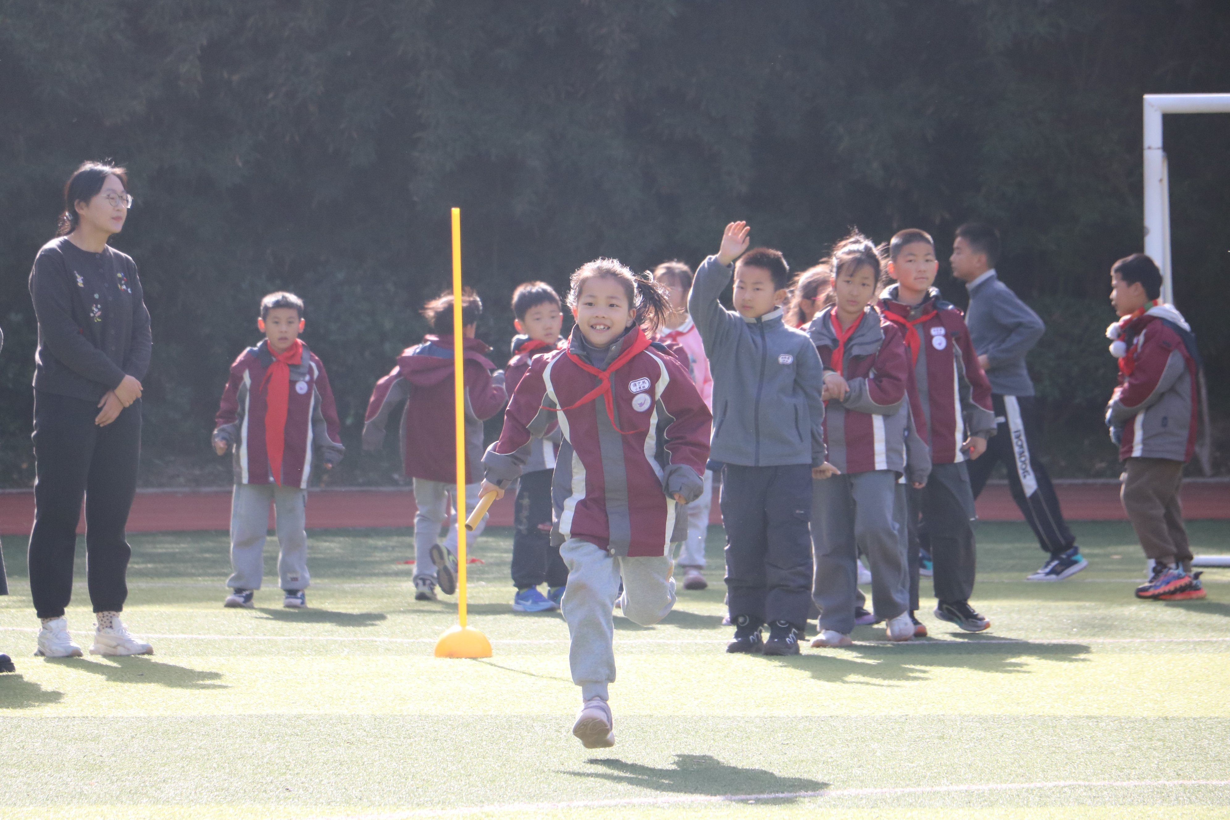 激情冬日 童趣飞扬——记紫金小学第十届冬季趣味运动会_html_m5e79afcb.jpg