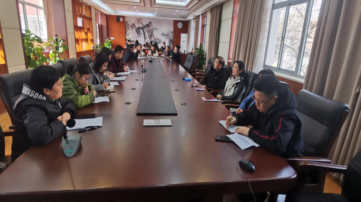 3.2 组织生活会报道_html_m7a6a16a4.jpg