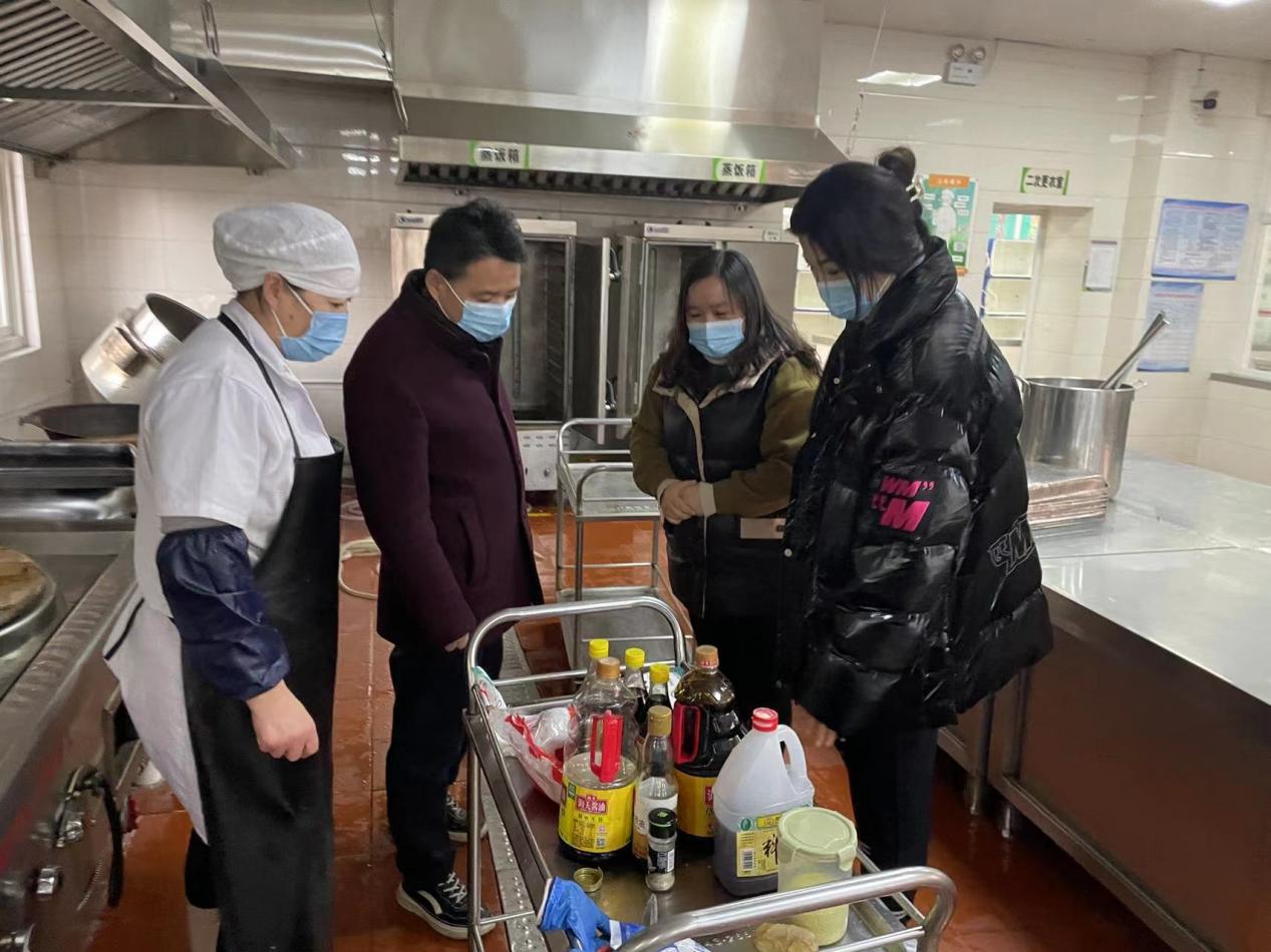 【尚美迈小∙后勤】安全普查在行动 ，助力开学保平安_html_2fb71376.jpg
