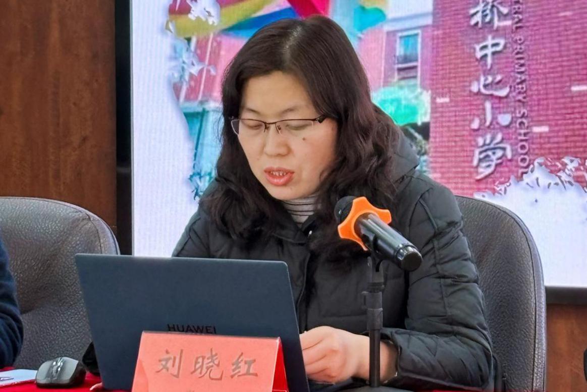 2014.1.23【迈小集团.工会】勠力同心绘篇章 肩扛使命谋发展（2）_html_m1ad7cb0f.jpg