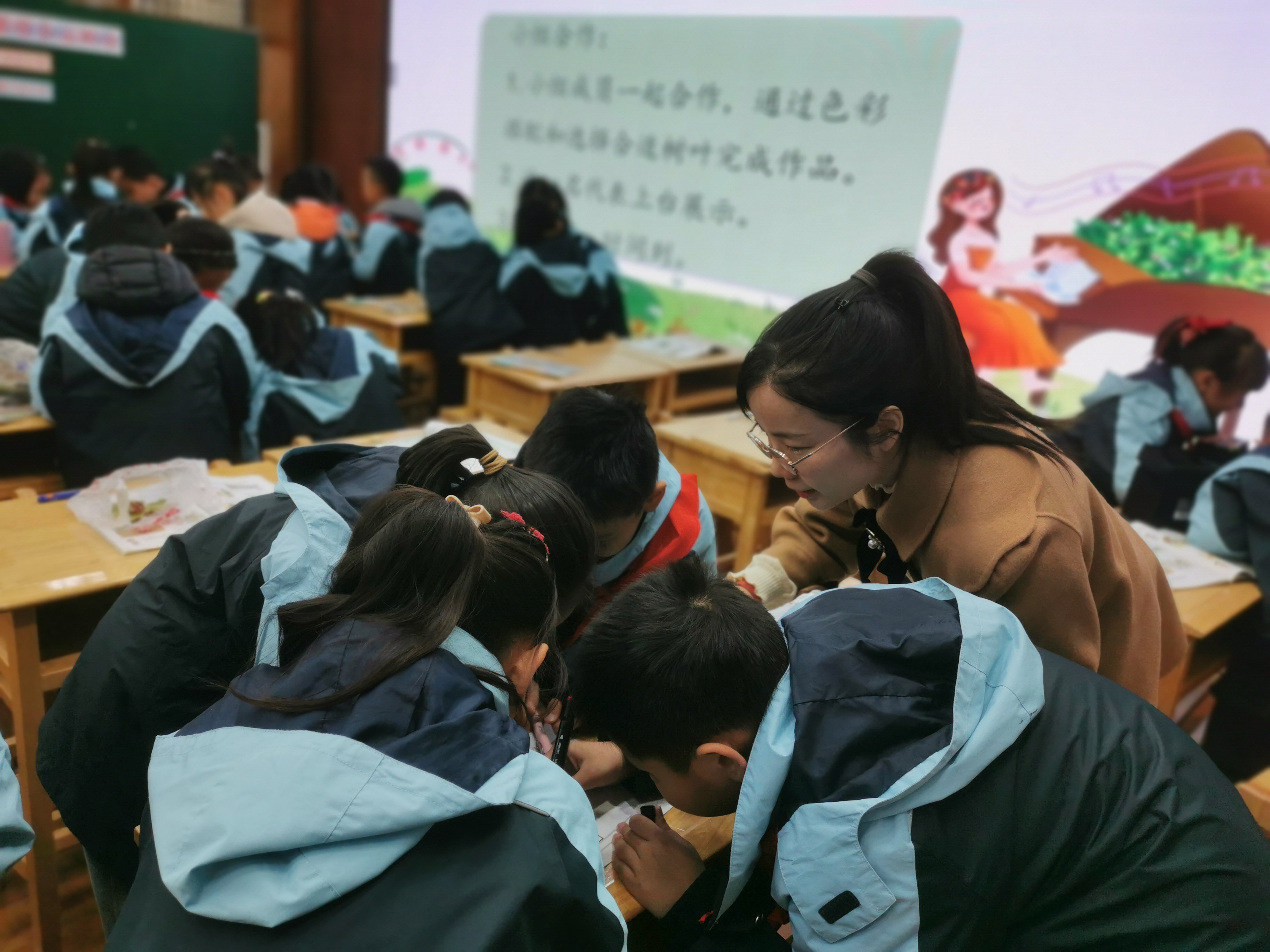 方芳介绍 改2_html_m23a21613.jpg