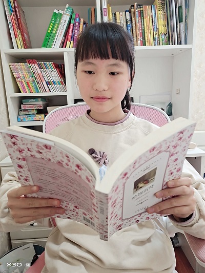 学生照片2.jpg