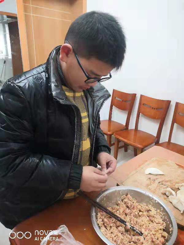 【星光摄小】快乐迎新春，动手包饺子 ——摄小天佐路校区五（2）中队红领巾云寻访活动报道