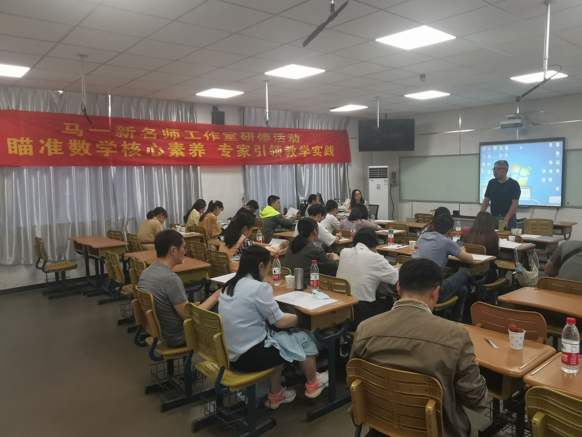 【毅行栖中】研析高考，展望未来