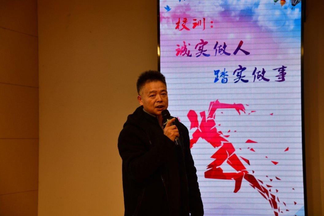 工作室举办2021年度汇报展示活动_html_m68ee7039.jpg