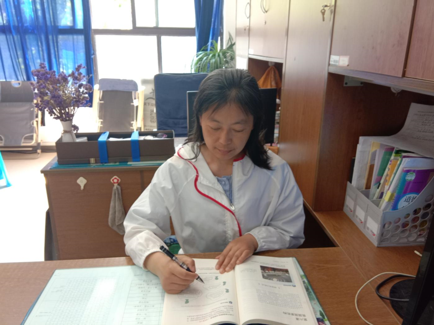 杨海燕老师.png