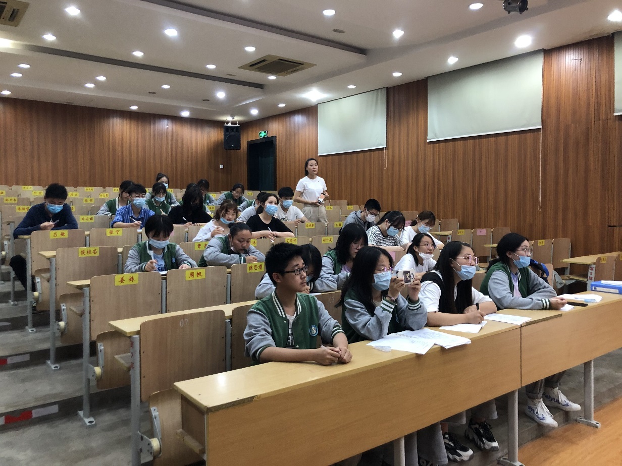 树文化自信，展青年风采_html_m15192222.jpg