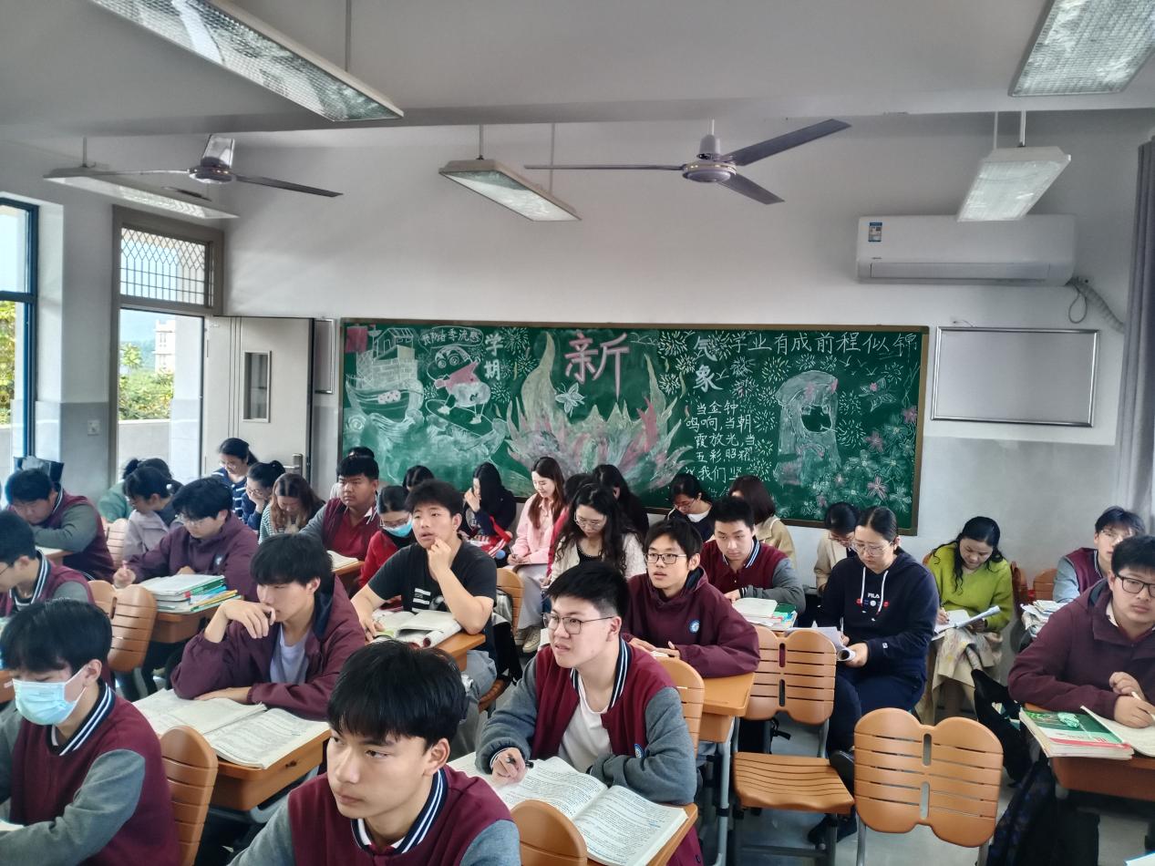 巧设情境以文化人，以德为根培育未来_html_m48042830.jpg