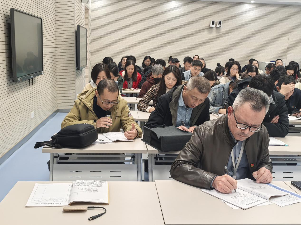 党建引领促教学 示范引领显担当_html_57ddef5.jpg