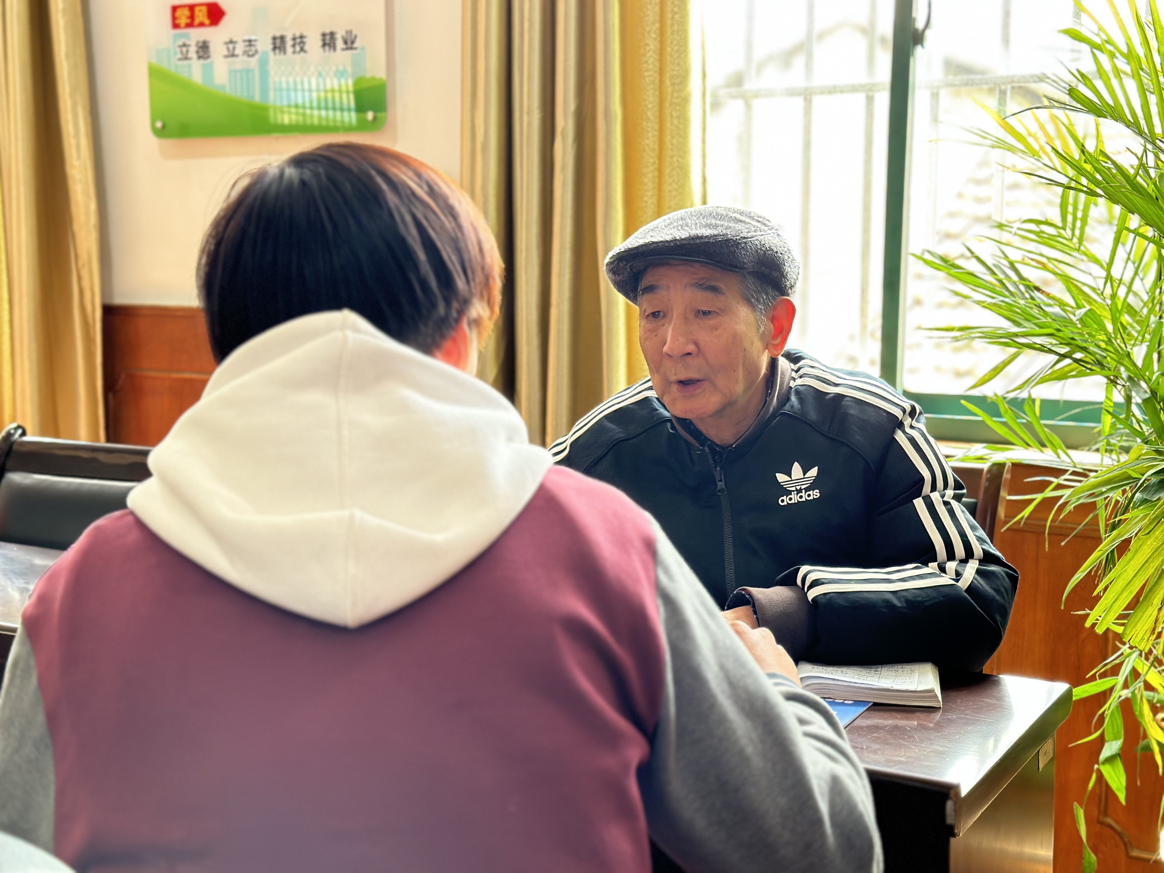 2023.2.24结对共育活动_html_36aa2624.jpg