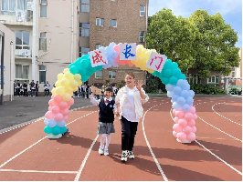 【灵美龙小·江畔】劳动促进成长，感恩成就未来——龙潭中心小学江畔人家分校三年级开展十岁成长仪式_html_3e13ccc3.png