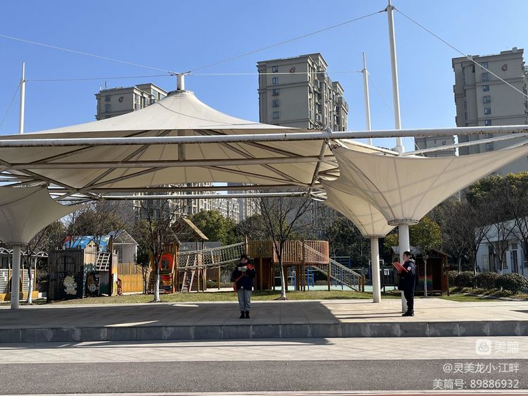 【江畔先锋·团队活动】弘扬雷锋精神 争做新时代好少年——龙潭中心小学江畔人家分校开展学习雷锋精神主题系列活动_html_m5ff74642.jpg