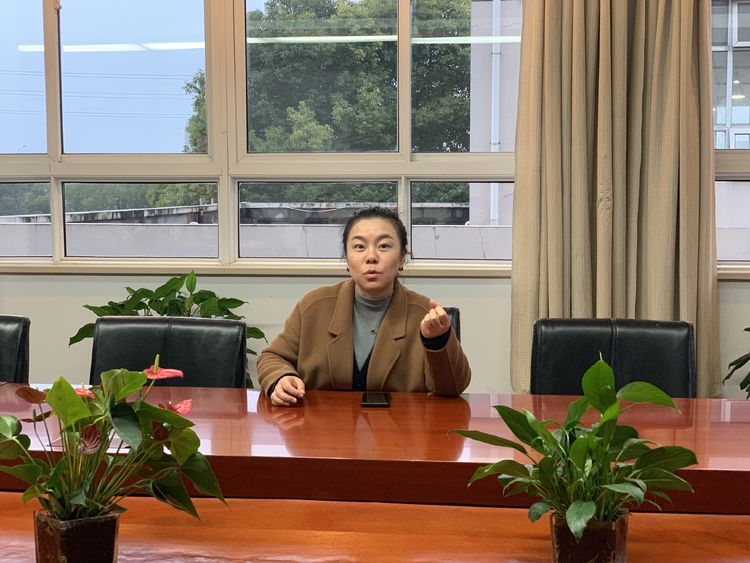 报道_html_2ffbed53.jpg