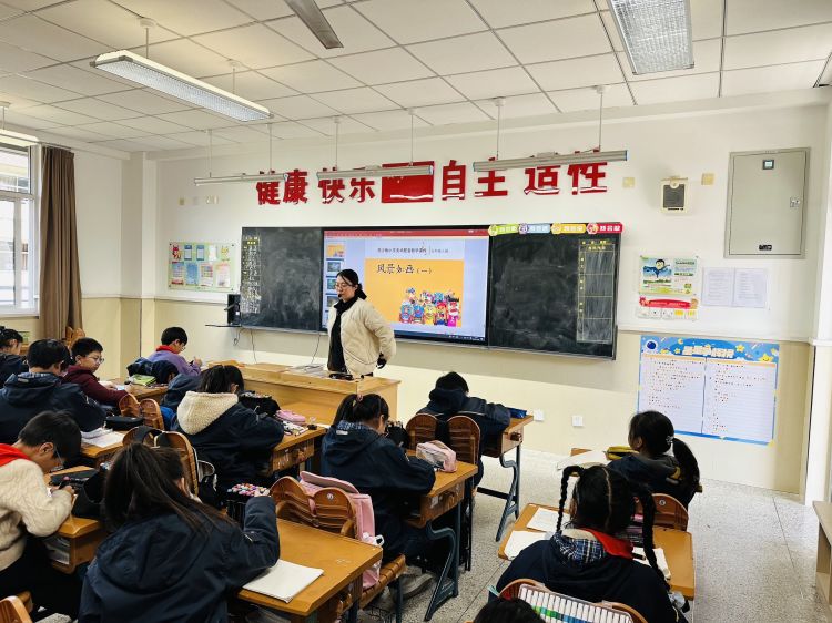 龙岸_html_m74472260.jpg