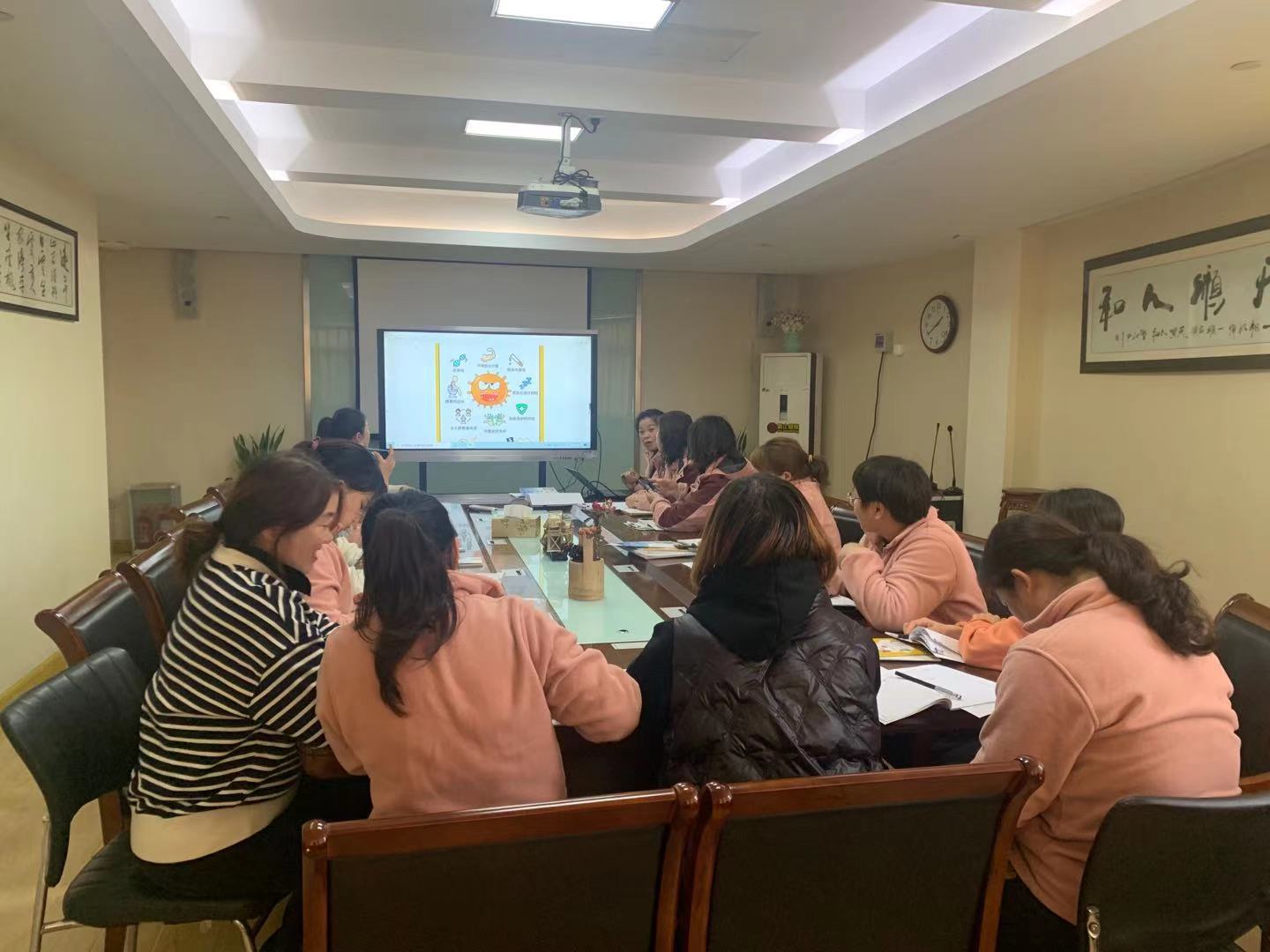 【枫香栖幼】诺如病毒不可怕 我们一起了解它  ——栖霞幼儿园五福园传染病培训之诺如病毒篇
