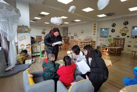 【枫香栖幼】小区域 大智慧  ——栖霞幼儿园翡翠天悦园阅读区评比活动