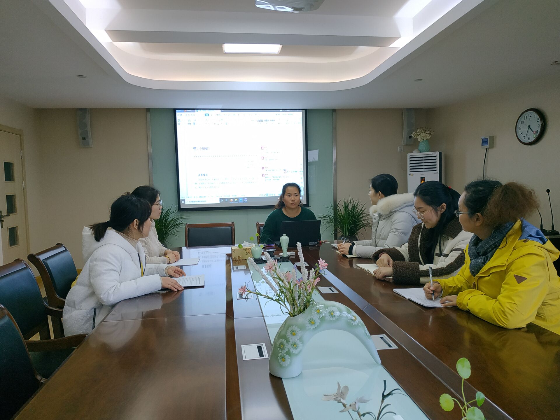 【枫香栖幼】登栖霞名胜之山，寻幼儿活动之源 ——栖霞幼儿园骨干教师活动