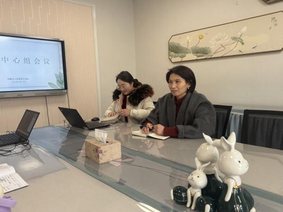 250217聚焦多元审议 共促师幼发展——栖霞幼儿园翡翠天域园课程中心组活动_html_m3798e7f3.jpg