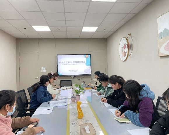 【枫香栖幼】爱岗敬业 立德树人——栖霞幼儿园翡翠天悦园师德警示暨师德学习活动