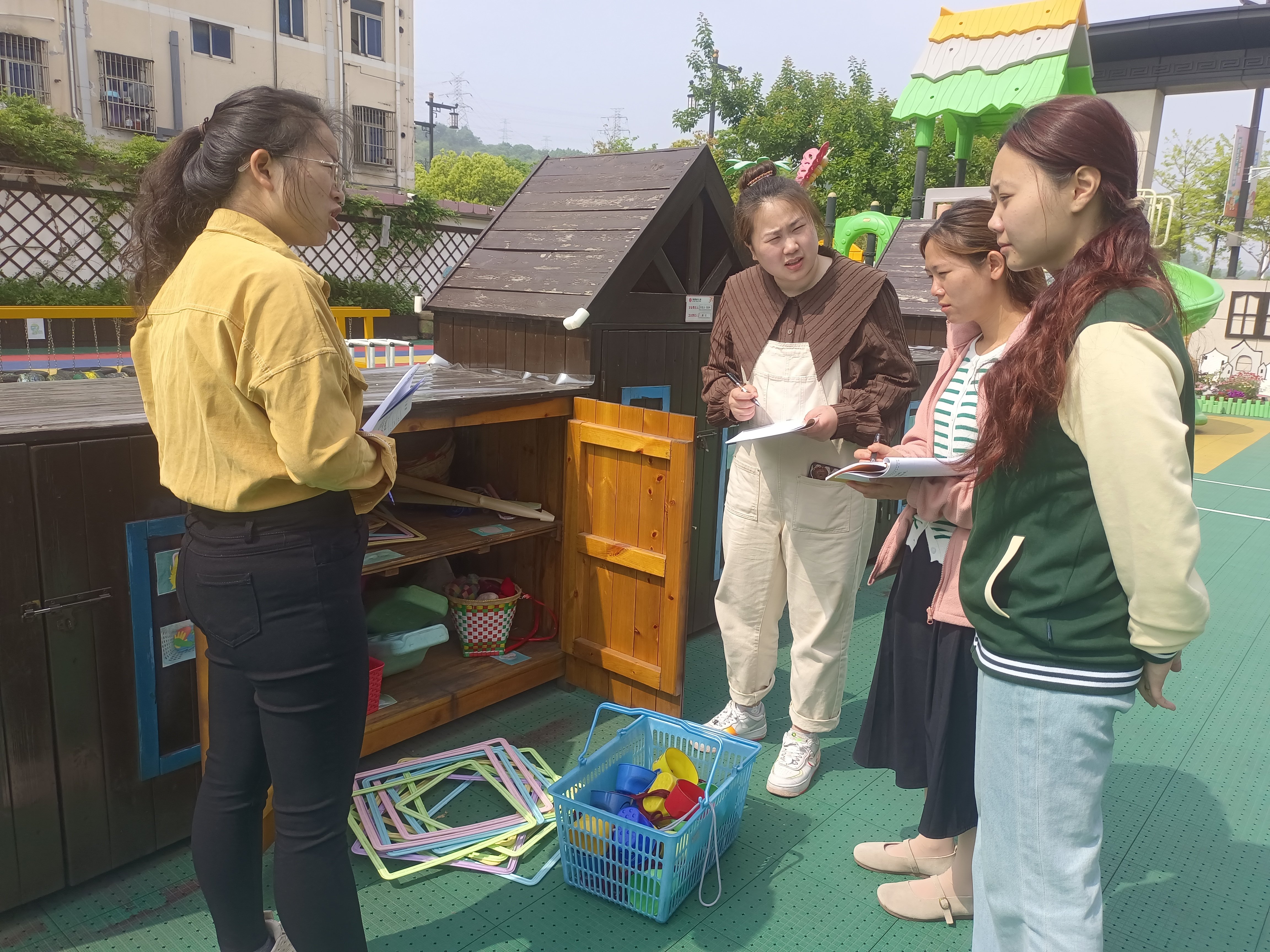 240304“研”路有你 共享“晨”光——栖幼红枫分园晨锻场地安排及内容研讨 - 副本_html_22a04ddb.jpg