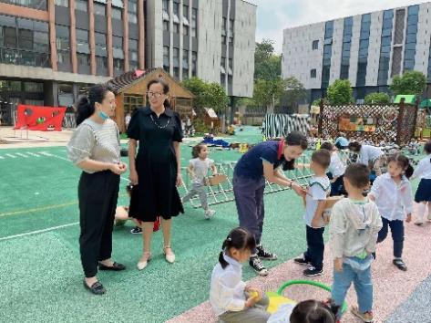 220902聚焦开学 夯实教学____栖幼翡翠天域园教育教学巡查_html_m2a0be176.jpg