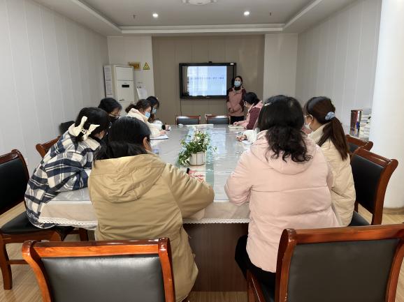 221125标准在心 爱润幼苗——栖幼红枫园师德师风警示教育活动_html_m620fd471.jpg