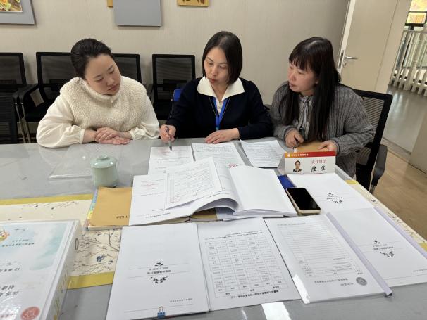 250414筑牢健康屏障  护航童年成长——栖霞幼儿园翡翠天悦园迎接四月督学检查指导_html_m12bac7d8.jpg